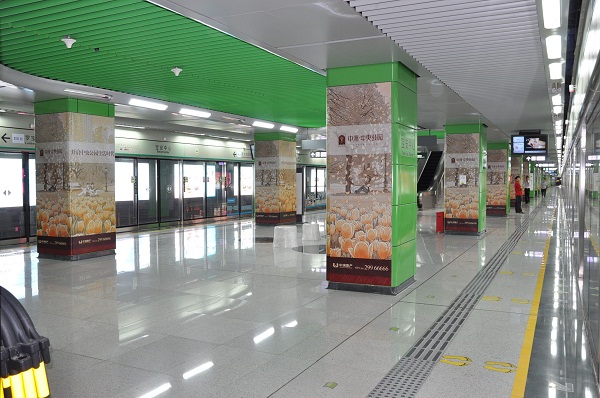 深圳地铁 (4).jpg