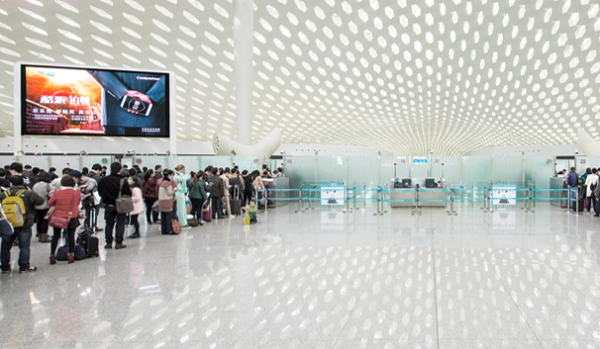 深圳宝安机场出发厅LED广告投放案例