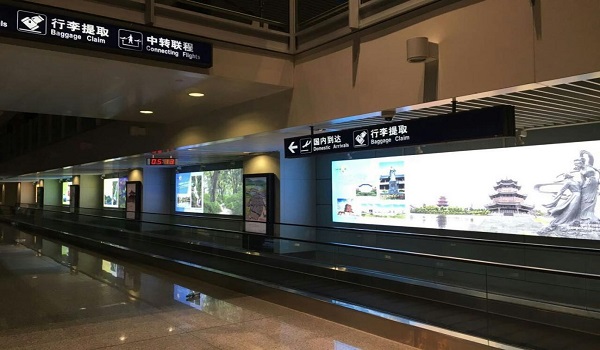 南昌昌北机场灯箱刷屏机广告投放案例